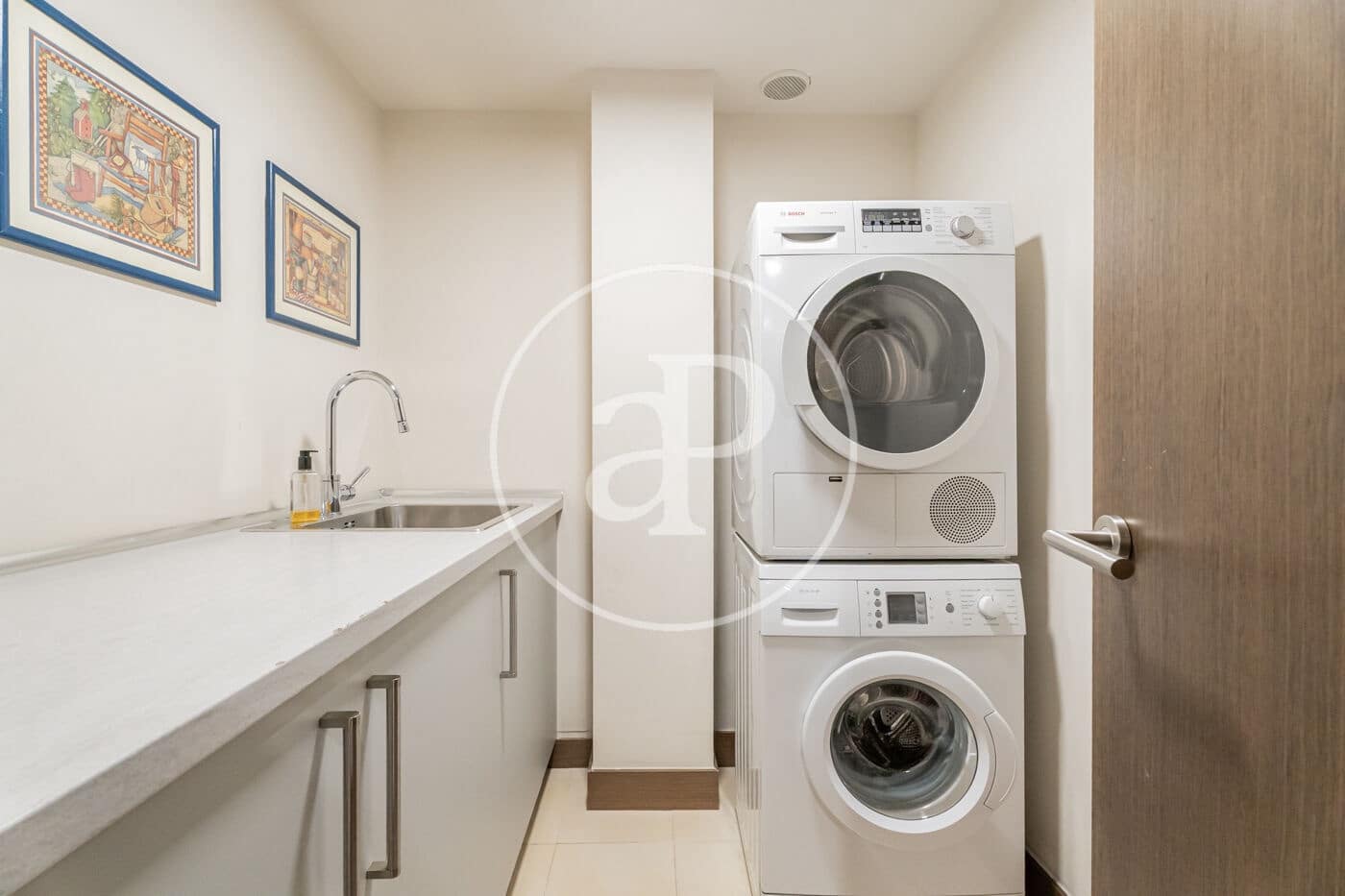 5 soverom Villa til salgs i Boadilla del Monte med svømmebasseng - € 1 300 000 (Ref: 9141805)