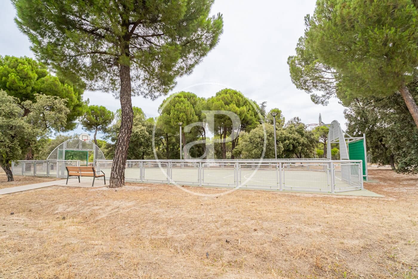 5 soverom Villa til salgs i Boadilla del Monte med svømmebasseng - € 1 300 000 (Ref: 9141805)