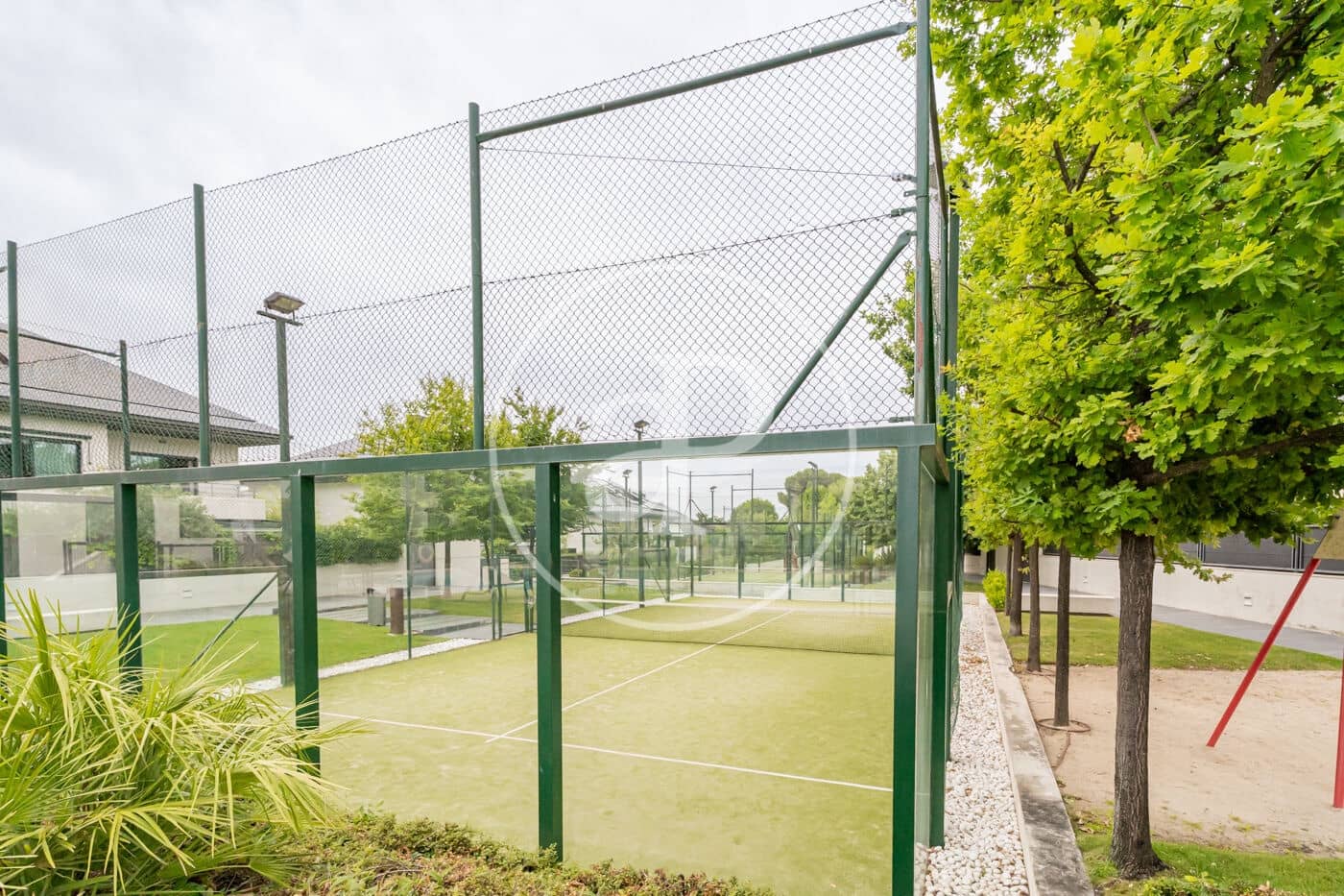 5 soverom Villa til salgs i Boadilla del Monte med svømmebasseng - € 1 300 000 (Ref: 9141805)