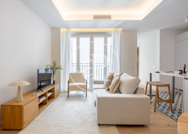 1 sovrum Lägenhet att hyra i Embajadores, Madrid stad - 2 400 € (Ref: 9141806)