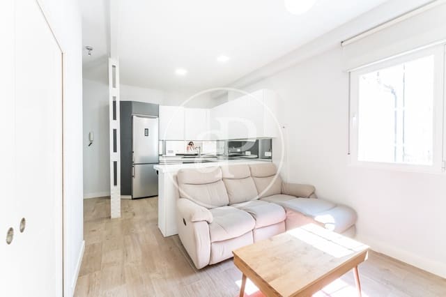2 slaapkamer Appartement te huur in Palos de Moguer, Madrid stad - € 1.600 (Ref: 9141808)