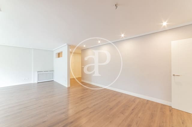 Apartamento de 4 habitaciones en Hispanoamérica, Madrid ciudad en alquiler con piscina - 4.150 € (Ref: 9141810)