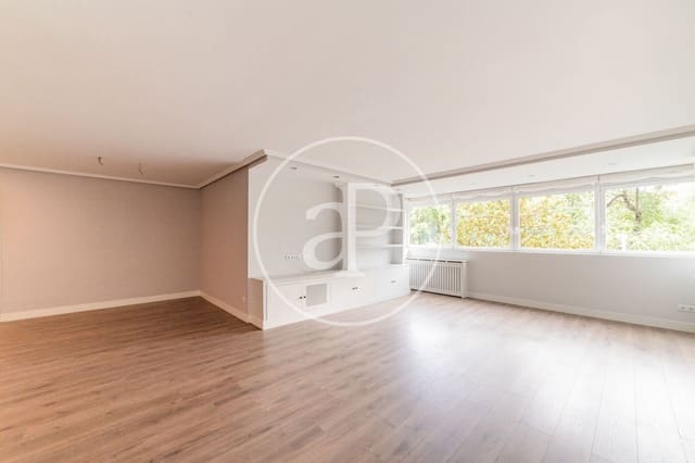Apartamento de 4 habitaciones en Hispanoamérica, Madrid ciudad en alquiler con piscina - 4.150 € (Ref: 9141810)