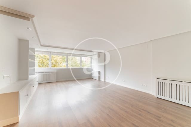 Apartamento de 4 habitaciones en Hispanoamérica, Madrid ciudad en alquiler con piscina - 4.150 € (Ref: 9141810)