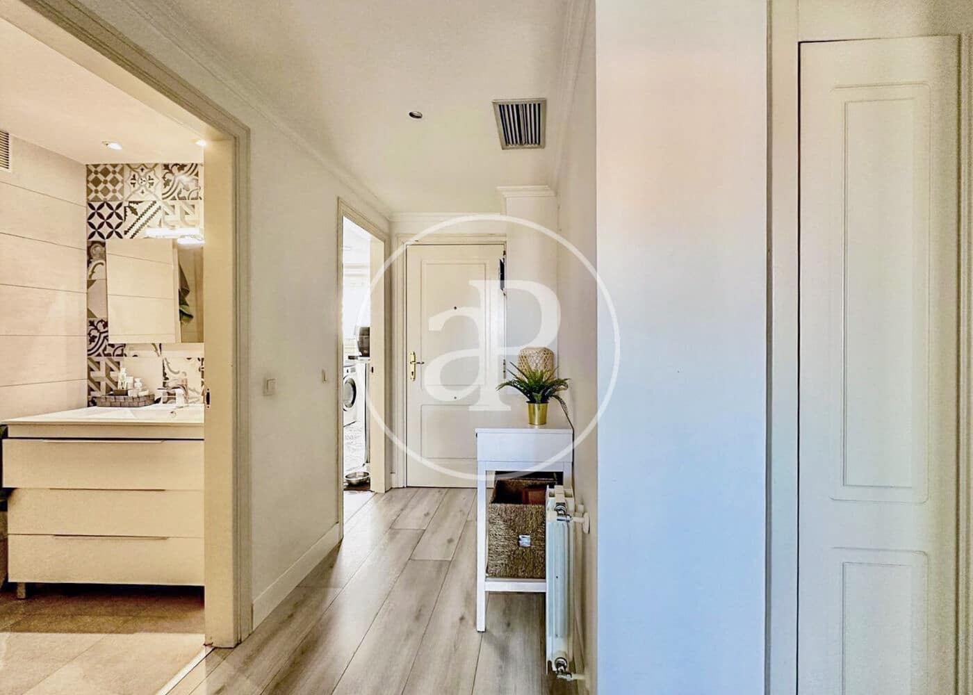 2 soveværelse Penthouse til salg i La Moraleja med swimmingpool - € 620.000 (Ref: 9141811)