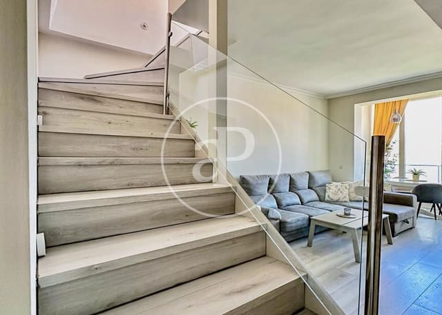 2 soveværelse Penthouse til salg i La Moraleja, Alcobendas med swimmingpool - € 620.000 (Ref: 9141811)