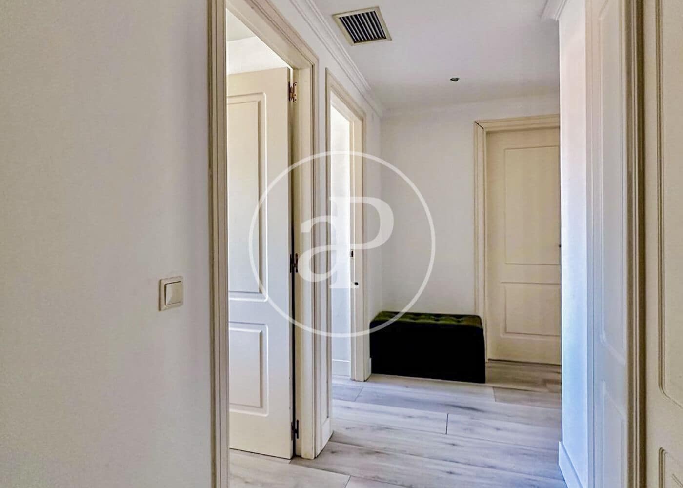 2 soveværelse Penthouse til salg i La Moraleja med swimmingpool - € 620.000 (Ref: 9141811)