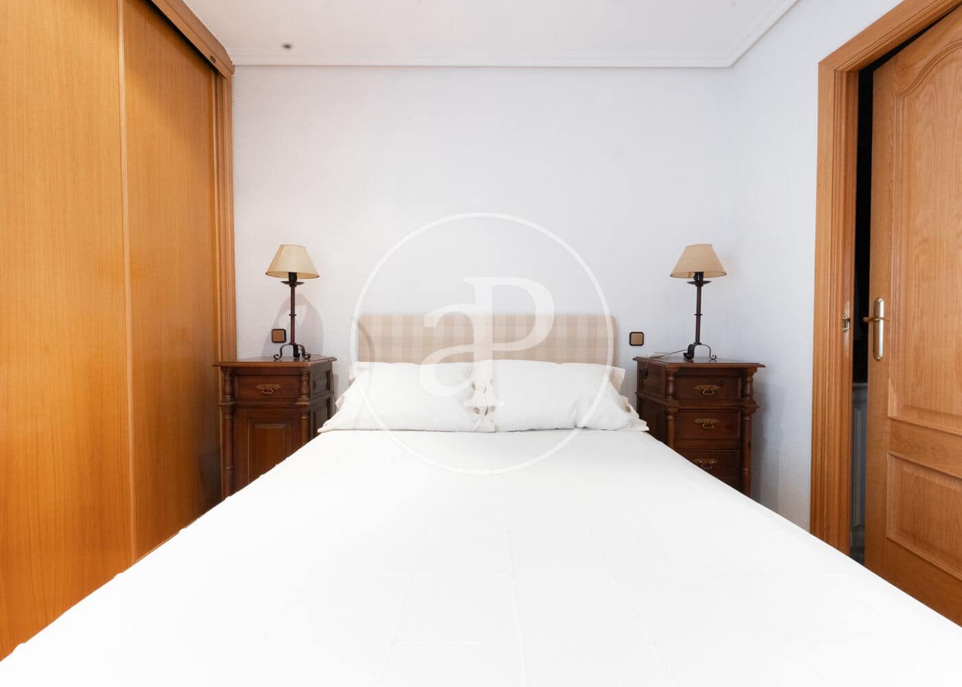 2 quarto Apartamento para arrendar em Madrid cidade com garagem - 2 200 € (Ref: 9147453)