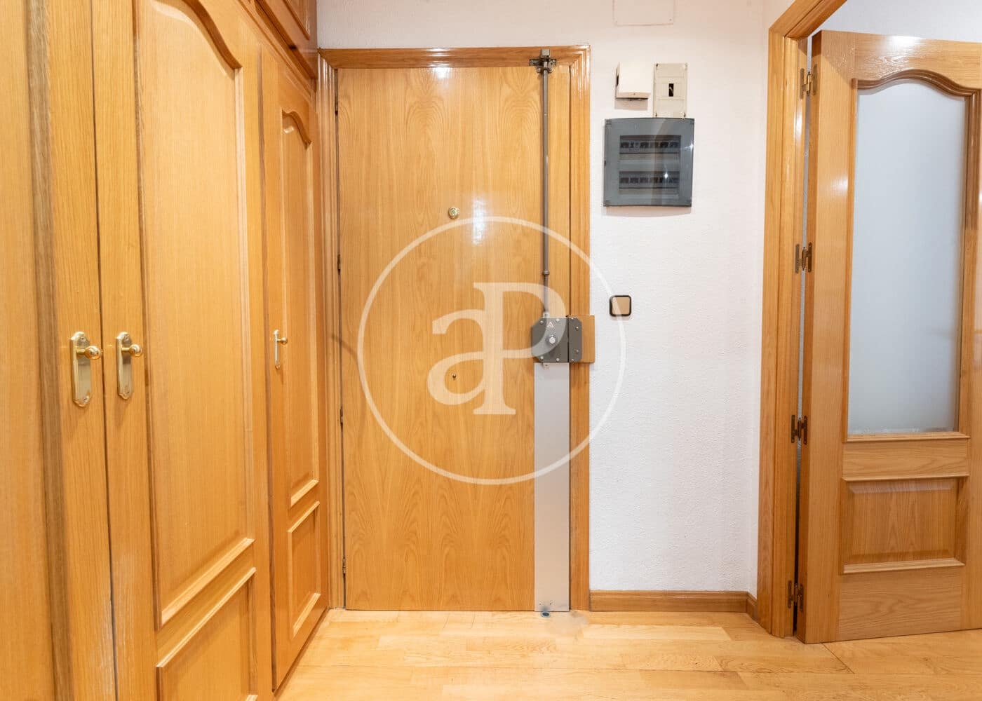 2 quarto Apartamento para arrendar em Madrid cidade com garagem - 2 200 € (Ref: 9147453)