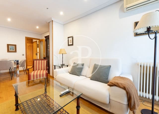 2 quarto Apartamento para arrendar em Rios Rosas, Madrid cidade com garagem - 2 200 € (Ref: 9147453)