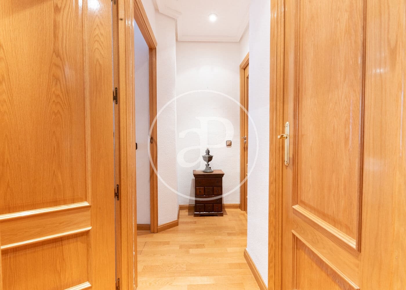 2 quarto Apartamento para arrendar em Madrid cidade com garagem - 2 200 € (Ref: 9147453)