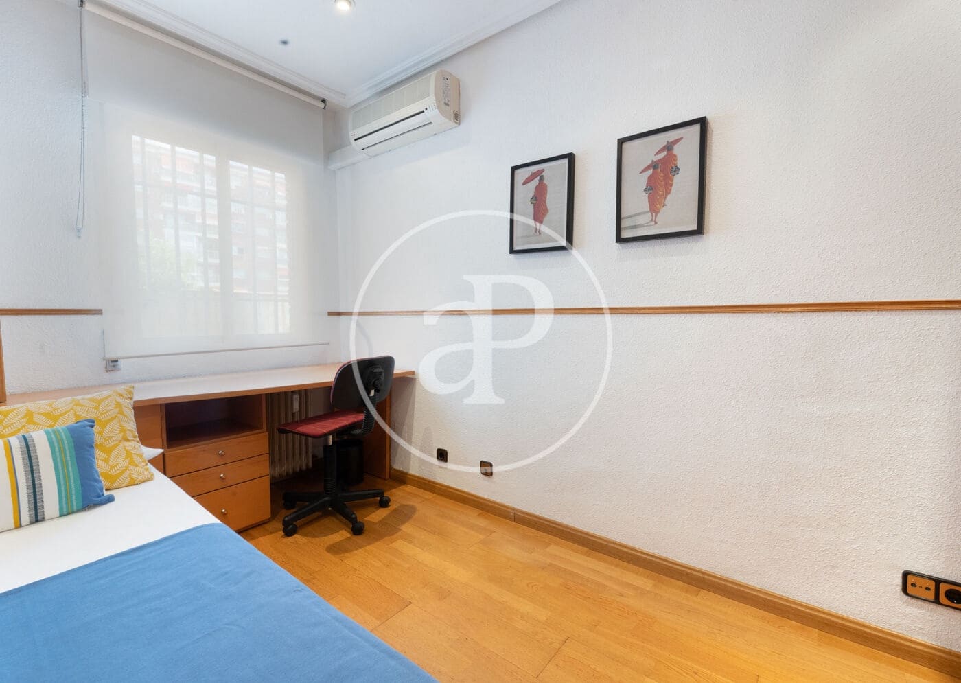 2 quarto Apartamento para arrendar em Madrid cidade com garagem - 2 200 € (Ref: 9147453)