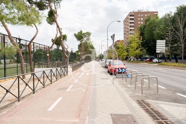 Apartamento de 4 habitaciones en Guindalera, Madrid ciudad en alquiler - 3.000 € (Ref: 9147454)