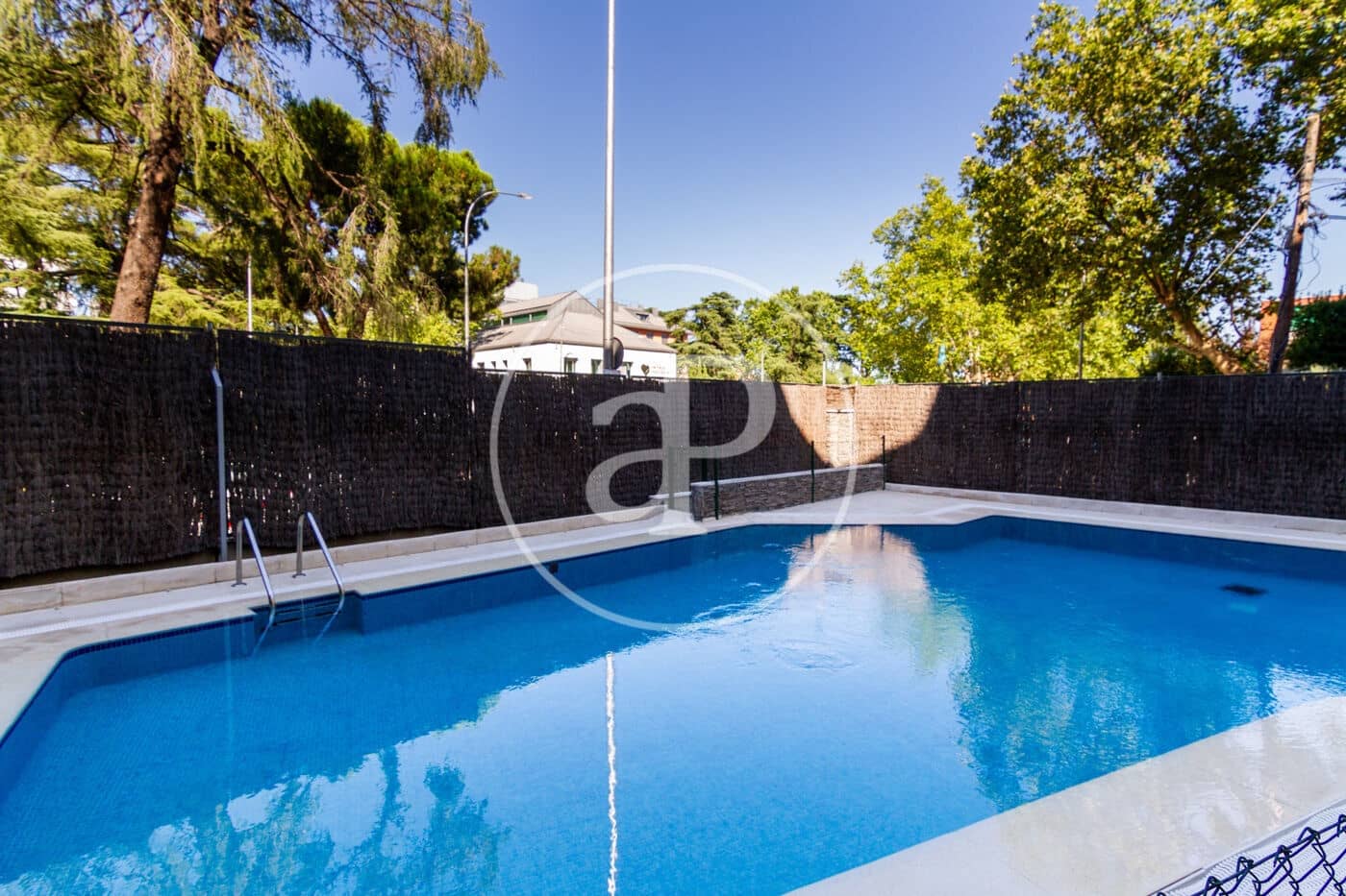 2 camera da letto Appartamento da affittare in Madrid citta con piscina - 2.500 € (Rif: 9147456)