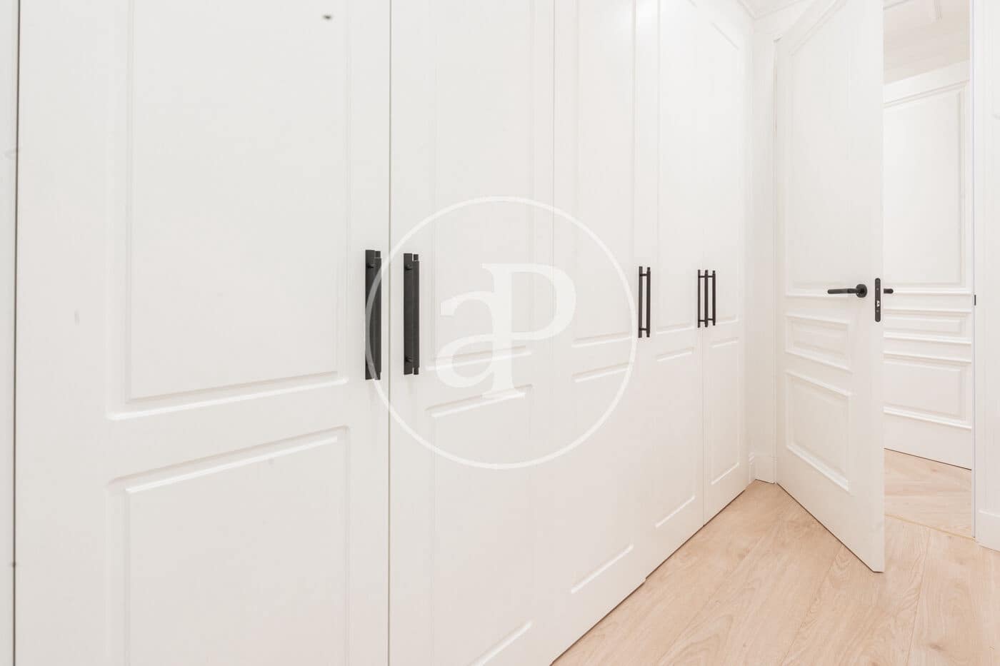 2 soveværelse Lejlighed til salg i Madrid by - € 1.790.000 (Ref: 9147459)