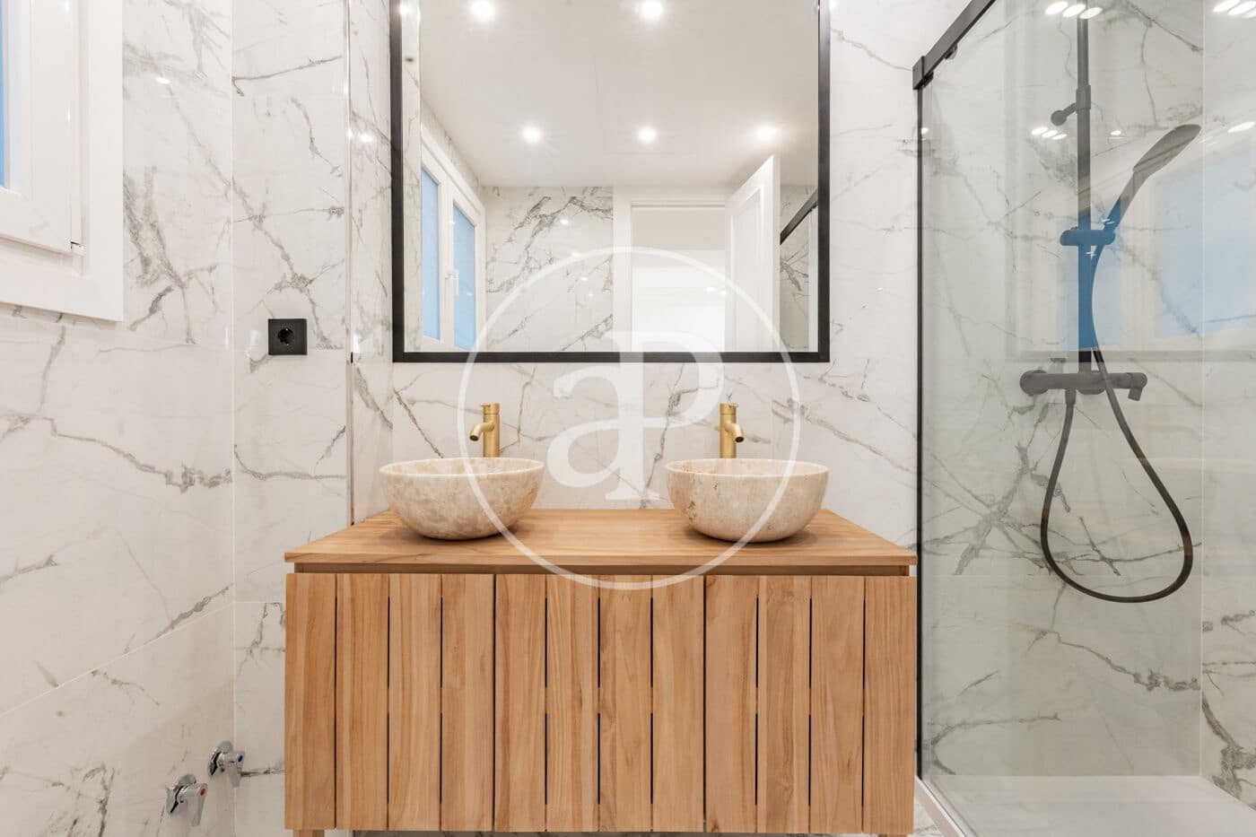 2 soveværelse Lejlighed til salg i Madrid by - € 1.790.000 (Ref: 9147459)