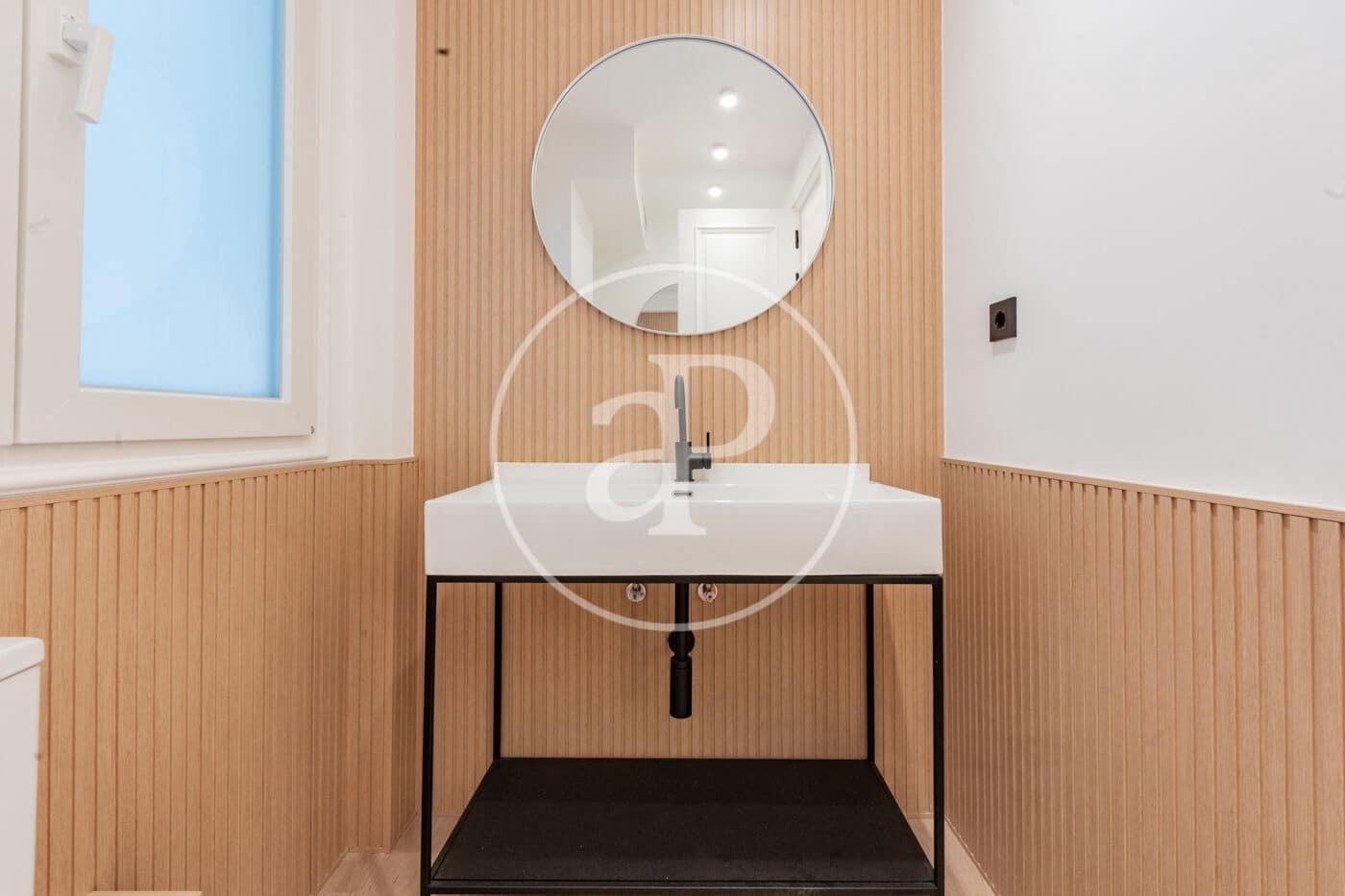 2 soveværelse Lejlighed til salg i Madrid by - € 1.790.000 (Ref: 9147459)