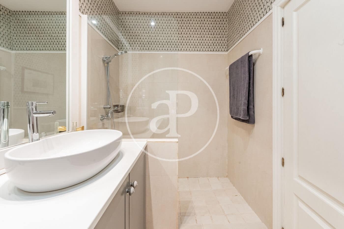 3 bedroom Apartment for sale in Madrid city - € 1,890,000 (Ref: 9147463)