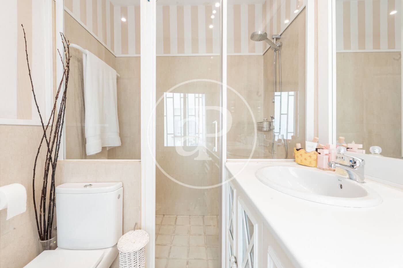 3 bedroom Apartment for sale in Madrid city - € 1,890,000 (Ref: 9147463)