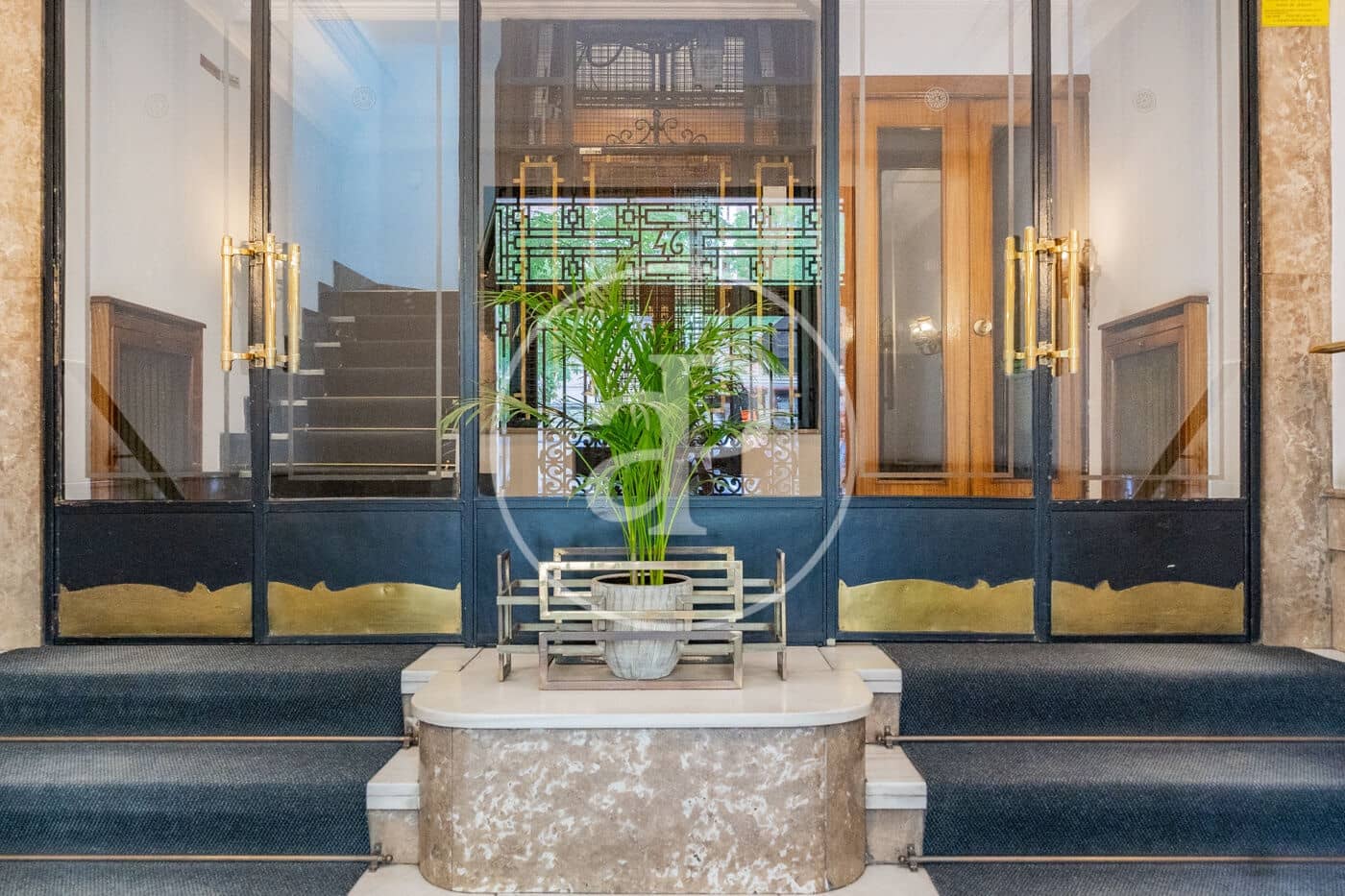 3 bedroom Apartment for sale in Madrid city - € 1,890,000 (Ref: 9147463)