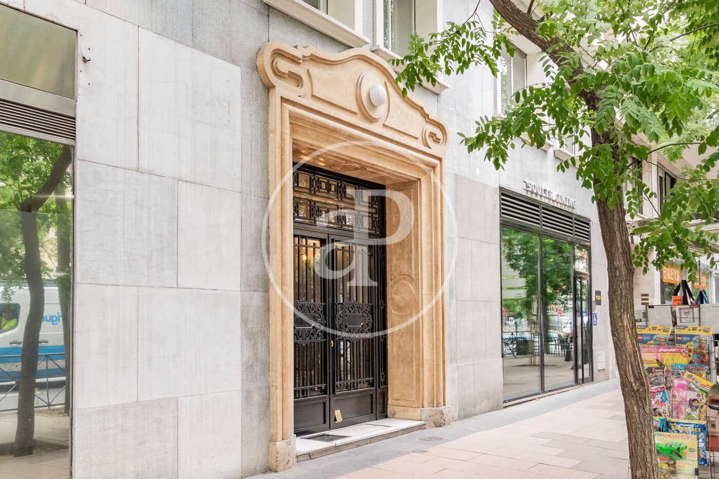 3 bedroom Apartment for sale in Madrid city - € 1,890,000 (Ref: 9147463)