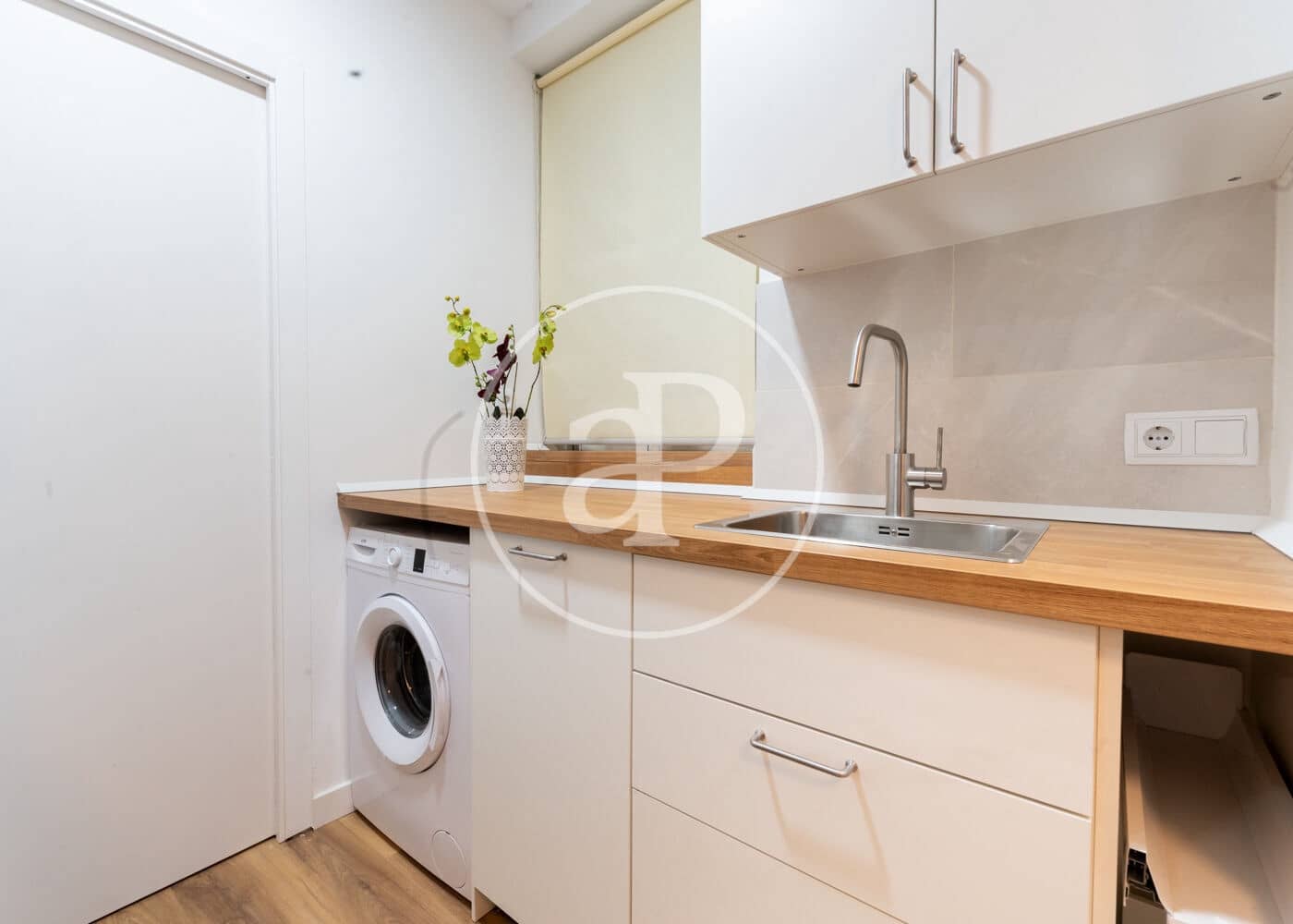 2 soveværelse Lejlighed til salg i Madrid by - € 310.000 (Ref: 9149622)