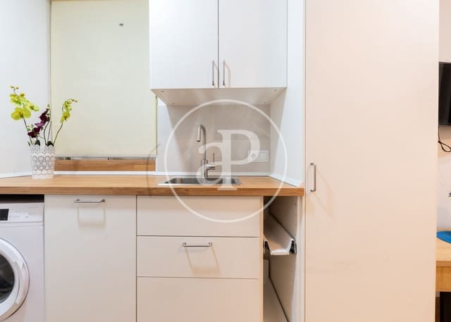 2 soveværelse Lejlighed til salg i Universidad, Madrid by - € 310.000 (Ref: 9149622)