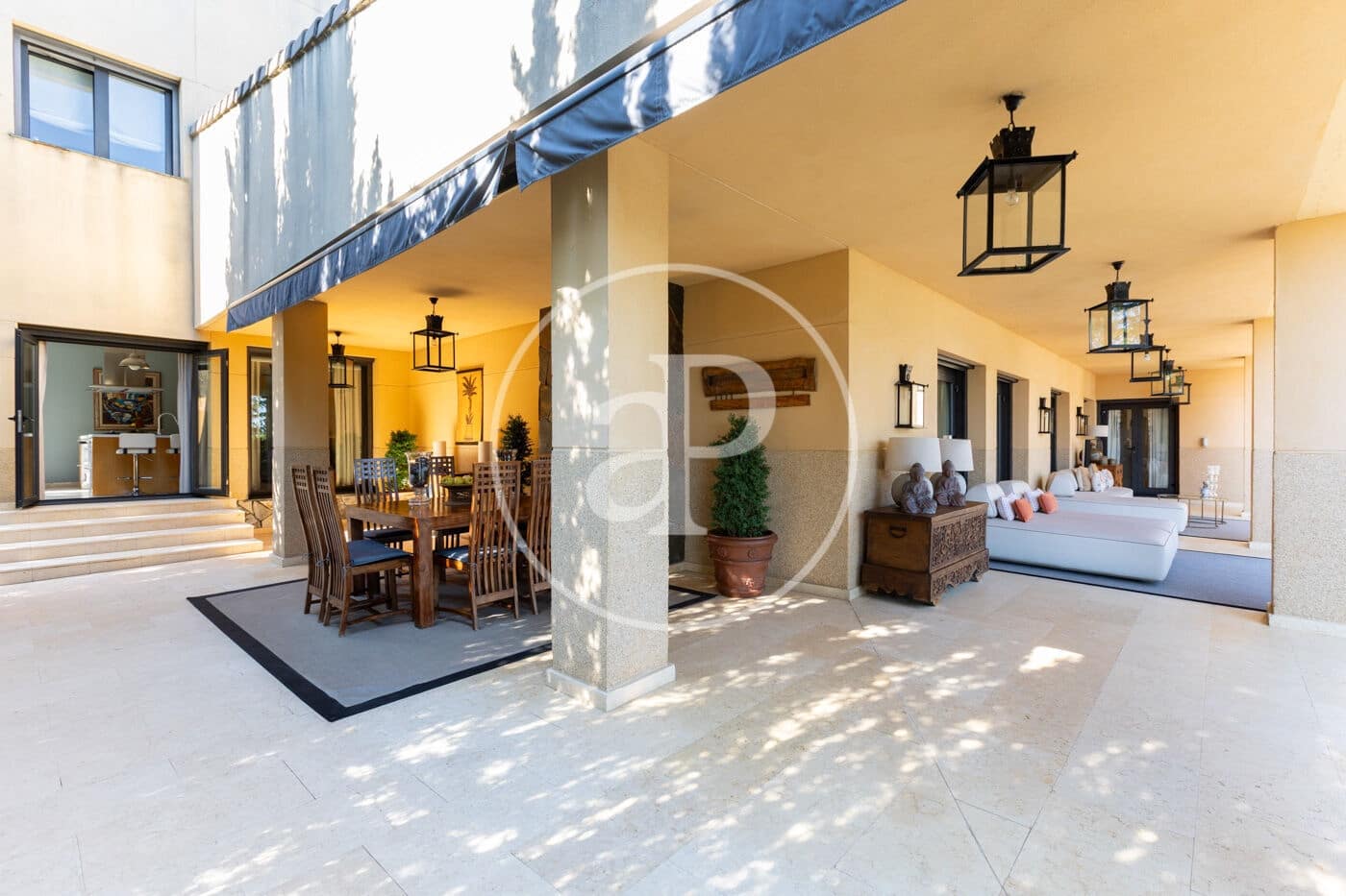 5 bedroom Villa for sale in Torrelodones - € 1,690,000 (Ref: 9152434)