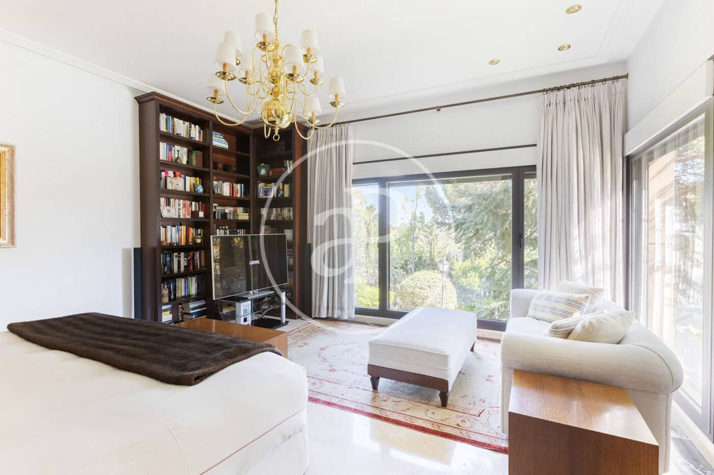 5 bedroom Villa for sale in Torrelodones - € 1,690,000 (Ref: 9152434)