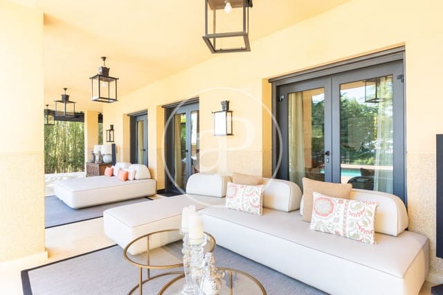 5 bedroom Villa for sale in Torrelodones - € 1,690,000 (Ref: 9152434)