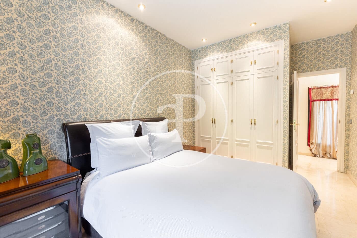 5 bedroom Villa for sale in Torrelodones - € 1,690,000 (Ref: 9152434)