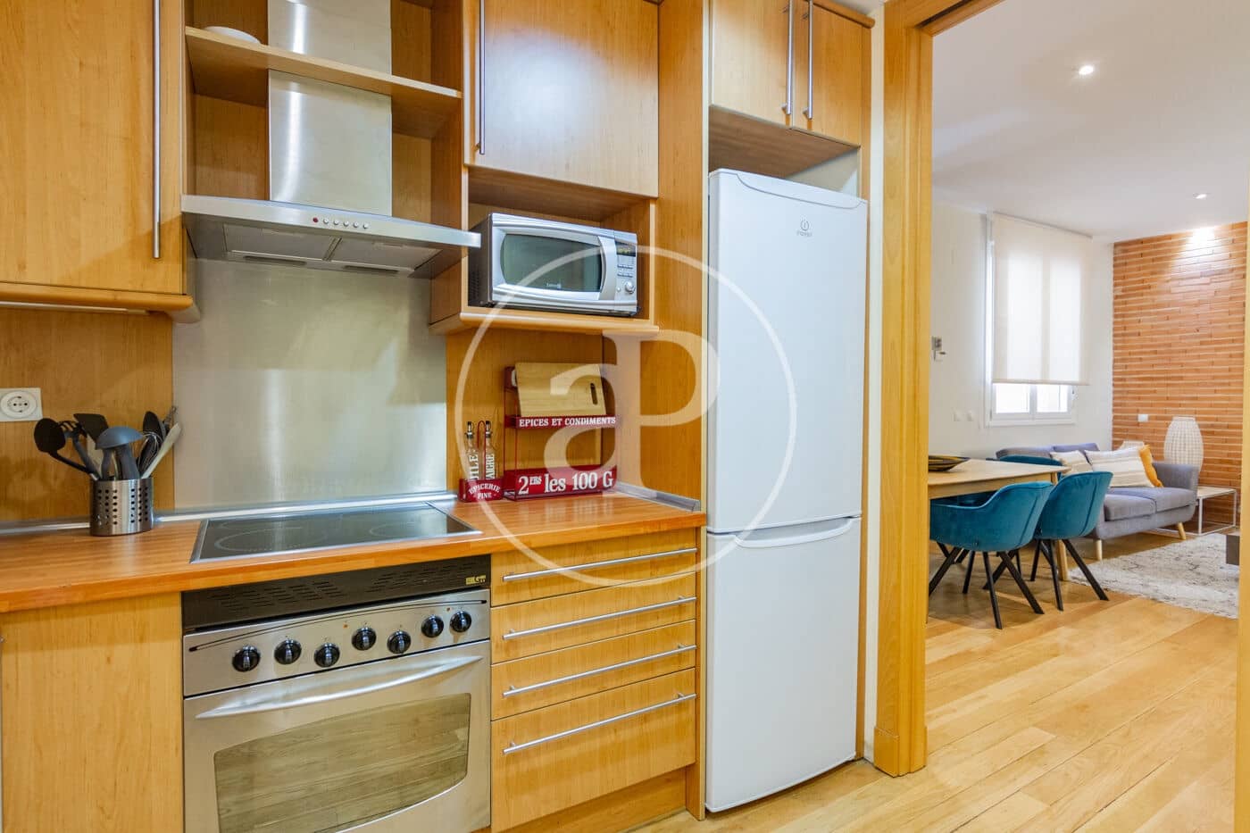 Appartement de 2 chambres à louer à Madrid ville - 3 000 € (Ref: 9152436)