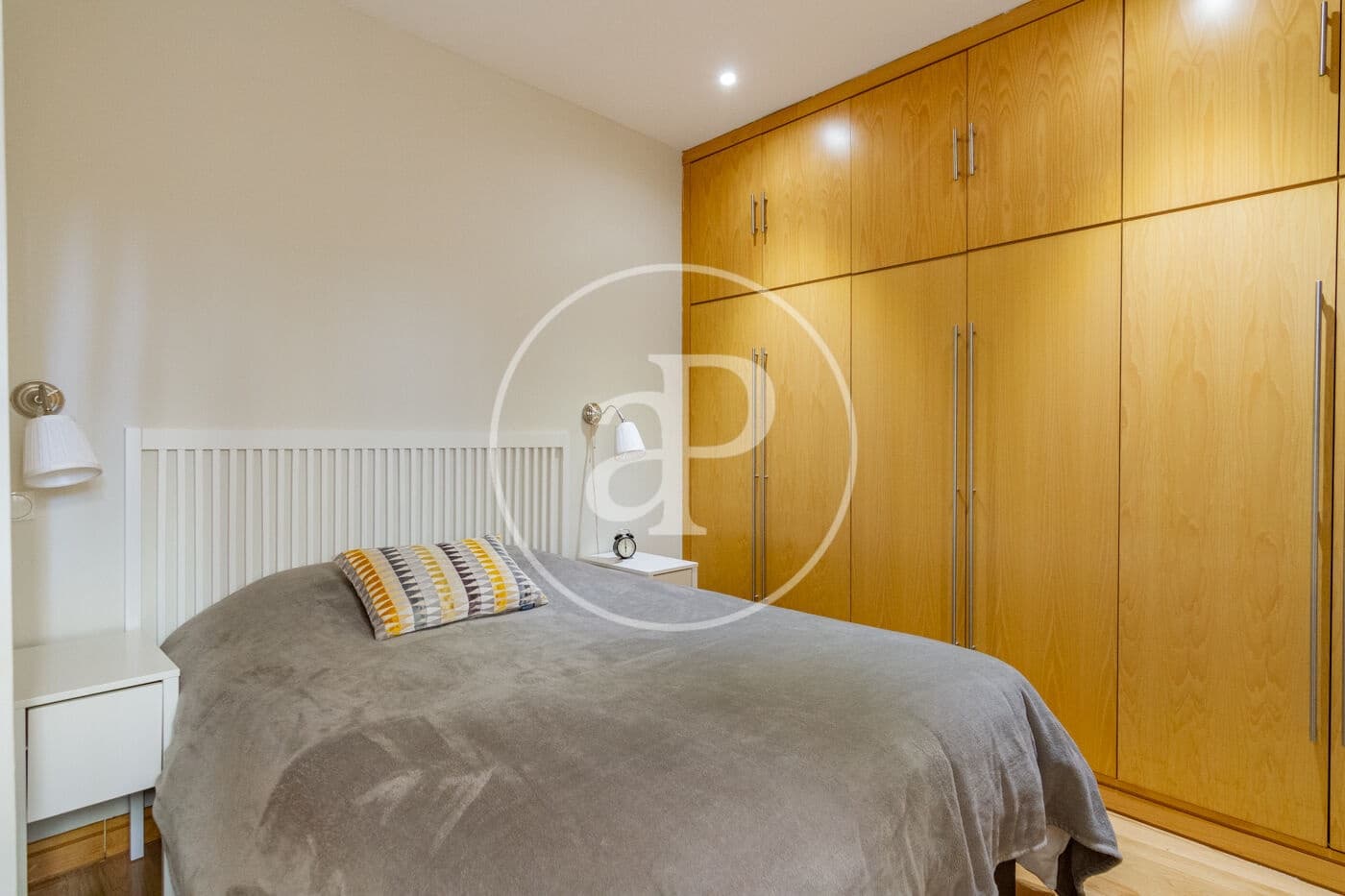 Appartement de 2 chambres à louer à Madrid ville - 3 000 € (Ref: 9152436)