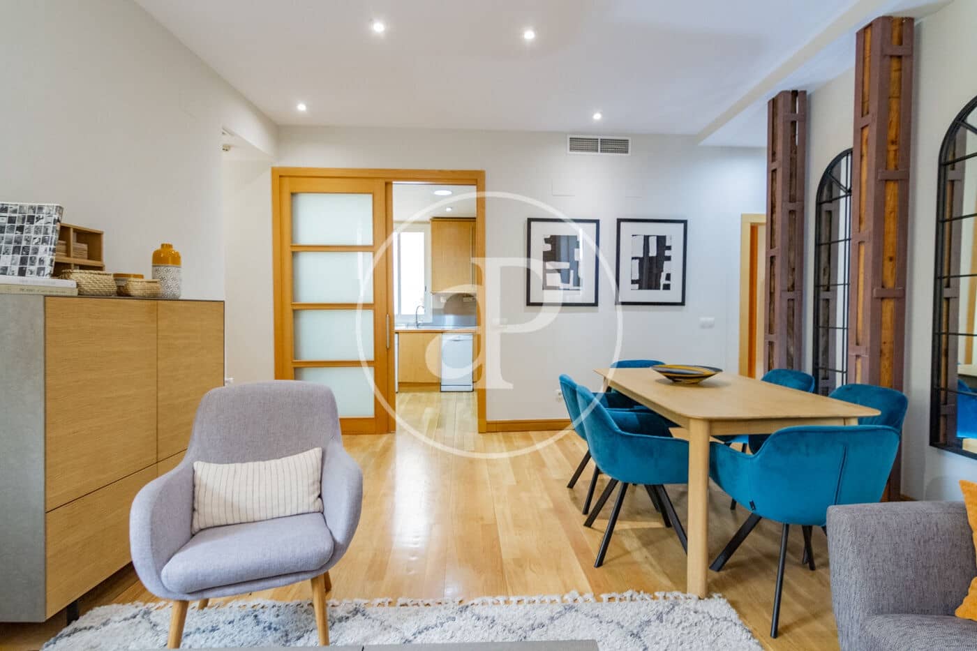 Appartement de 2 chambres à louer à Madrid ville - 3 000 € (Ref: 9152436)