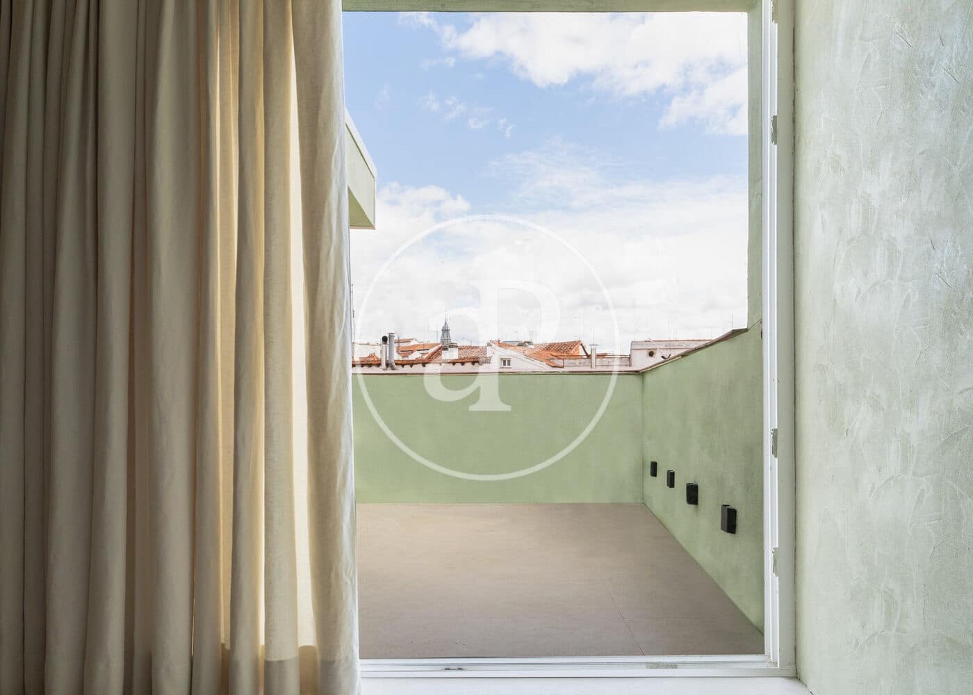 1 soveværelse Lejlighed til leje i Madrid by - € 2.500 (Ref: 9152438)