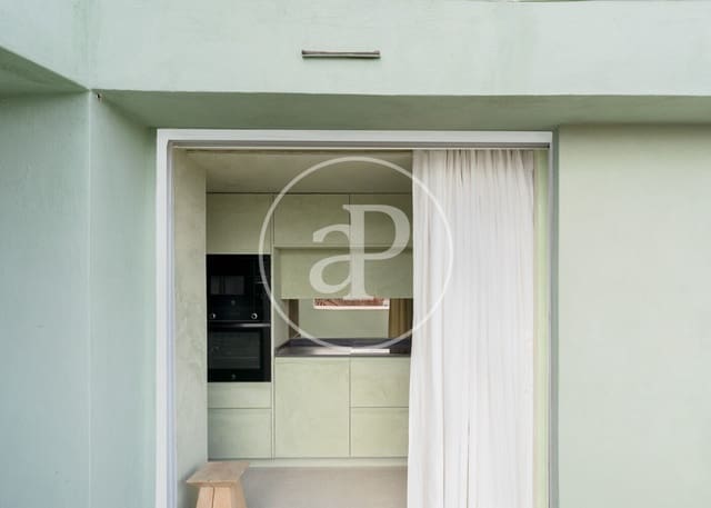 1 sypialnia Apartament do wynajęcia w Embajadores, Miasto Madryt - 3 000 € (Ref: 9152438)