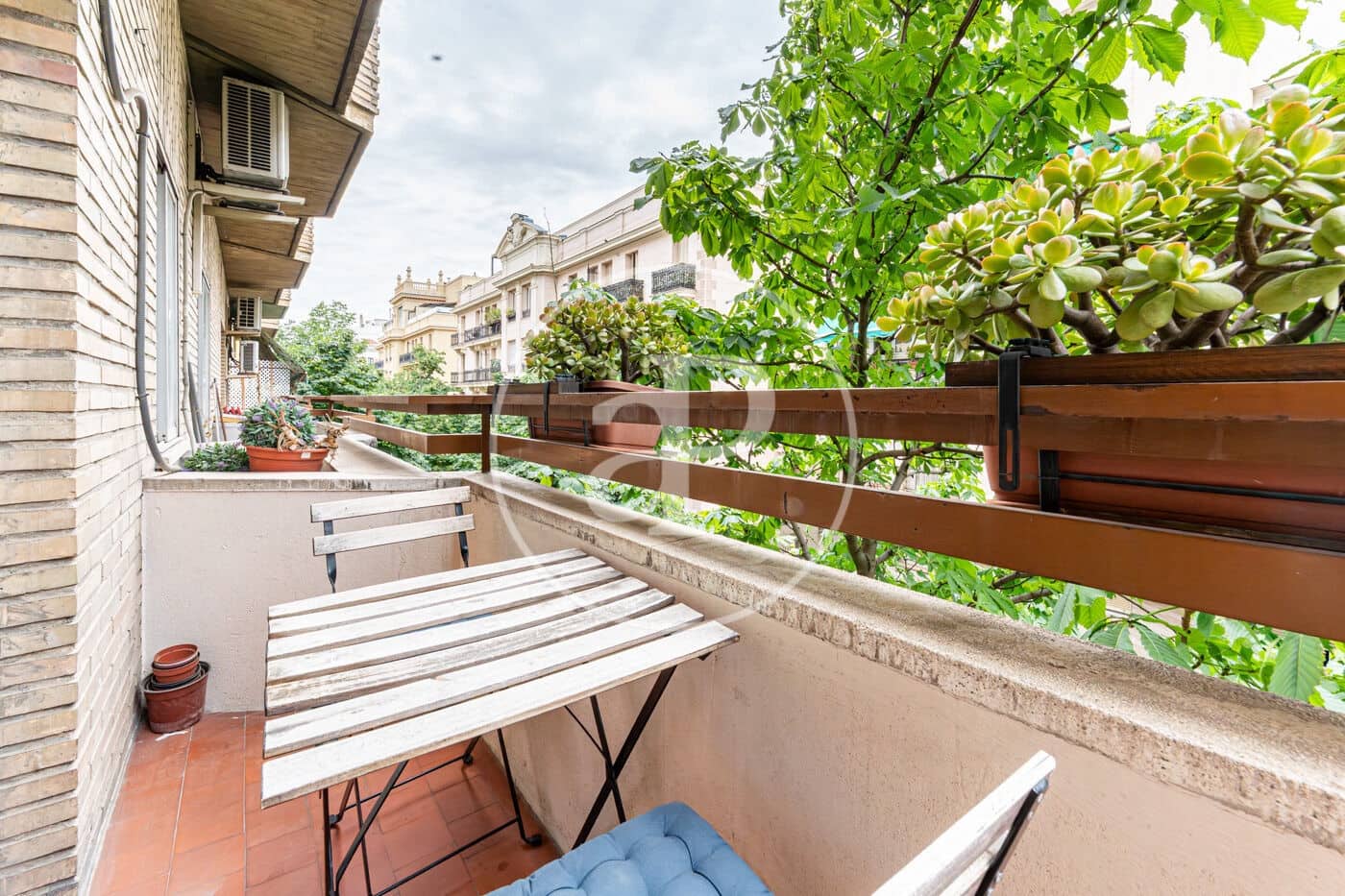 1 quarto Apartamento para arrendar em Madrid cidade - 2 300 € (Ref: 9154342)