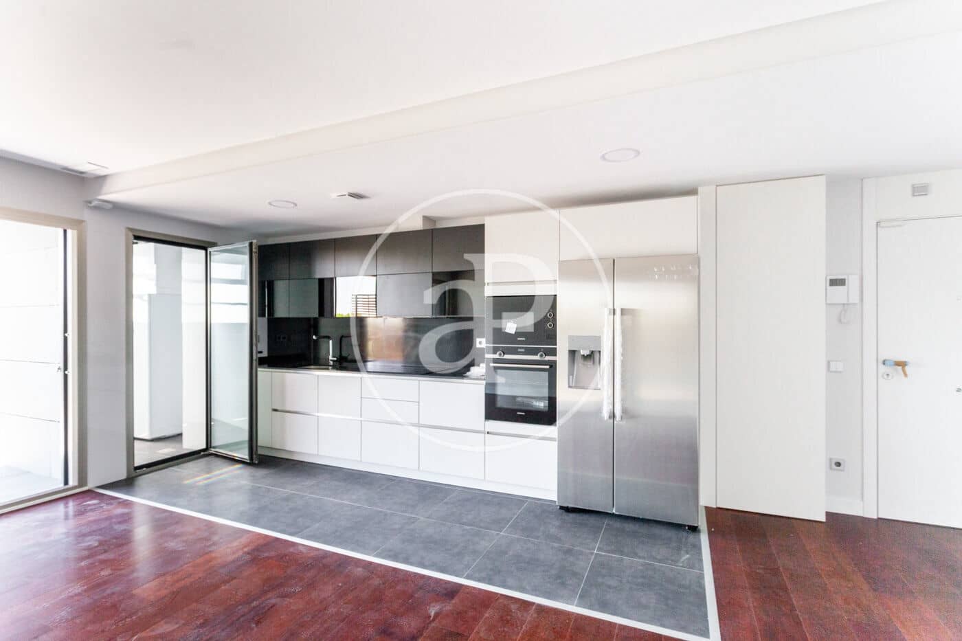 2 soveværelse Lejlighed til salg i Majadahonda med swimmingpool - € 775.000 (Ref: 9154344)