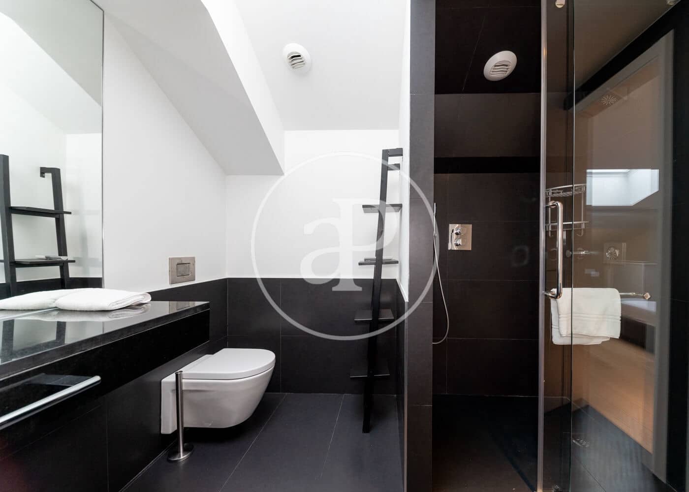 2 makuuhuone Huoneisto vuokrattavana paikassa Madrid kaupunki - 4 000 € (Ref: 9154345)