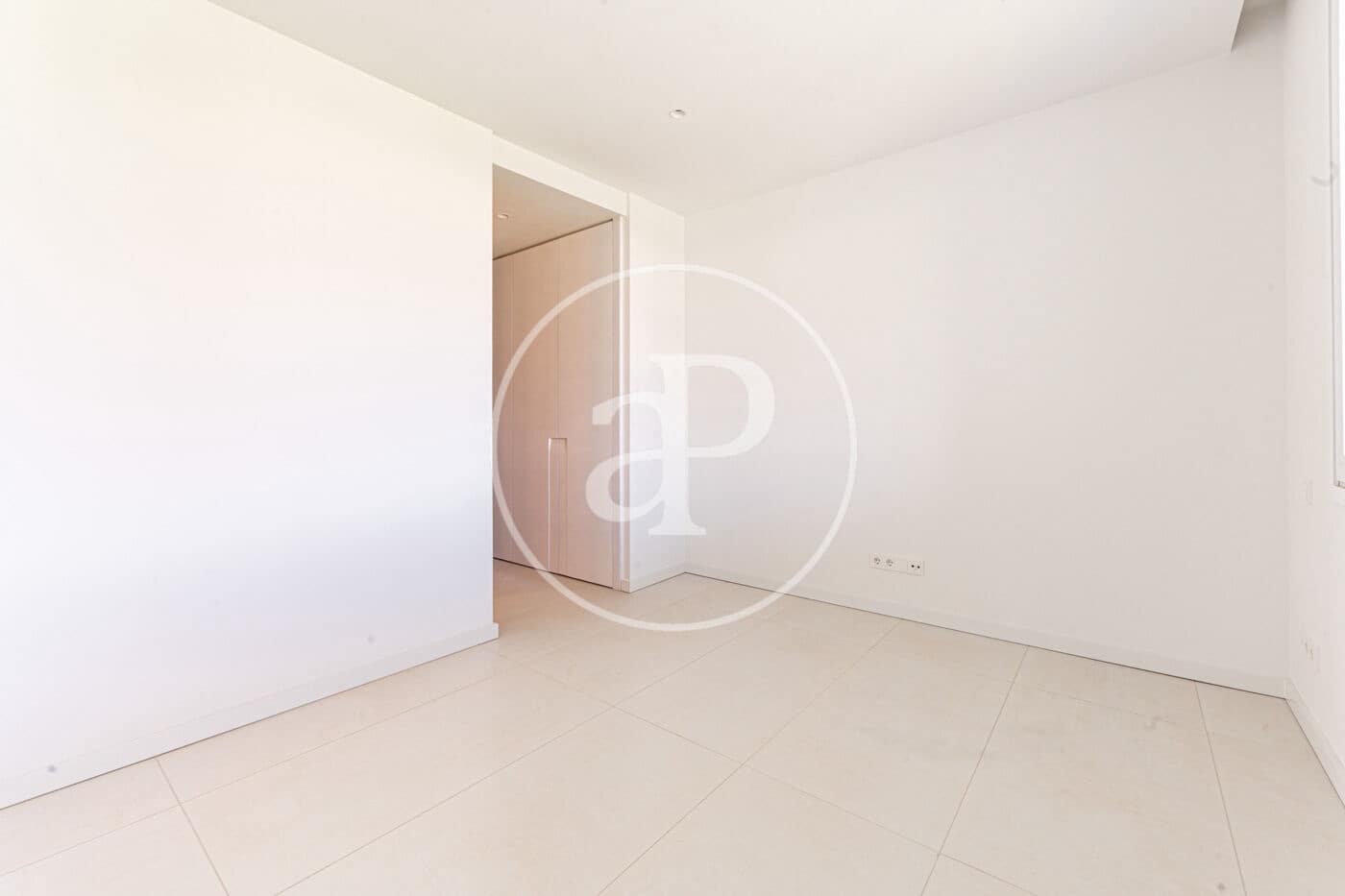 4 soveværelse Lejlighed til leje i Pozuelo de Alarcon med swimmingpool - € 7.500 (Ref: 9159701)