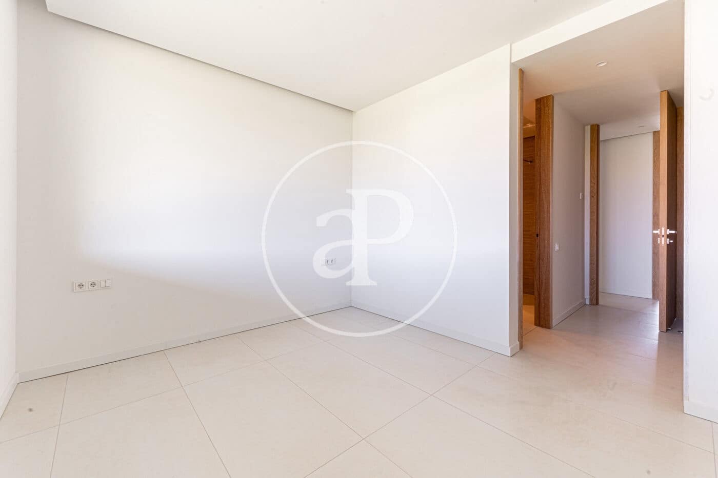 4 soveværelse Lejlighed til leje i Pozuelo de Alarcon med swimmingpool - € 7.500 (Ref: 9159701)