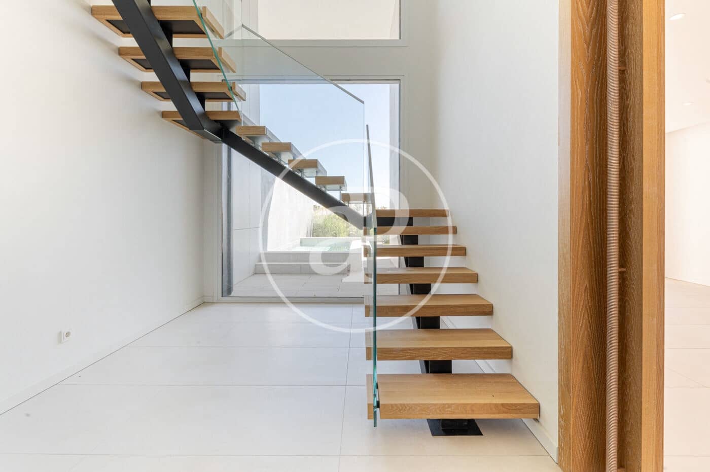 4 soveværelse Lejlighed til leje i Pozuelo de Alarcon med swimmingpool - € 7.500 (Ref: 9159701)