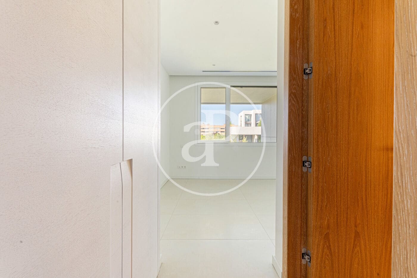 4 soveværelse Lejlighed til leje i Pozuelo de Alarcon med swimmingpool - € 7.500 (Ref: 9159701)