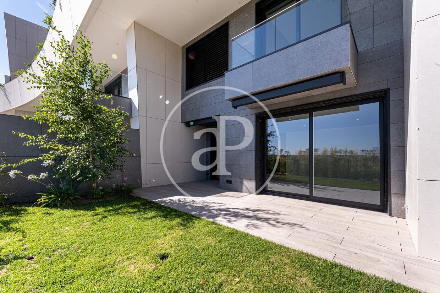 4 soveværelse Lejlighed til leje i Pozuelo de Alarcon med swimmingpool - € 7.500 (Ref: 9159701)