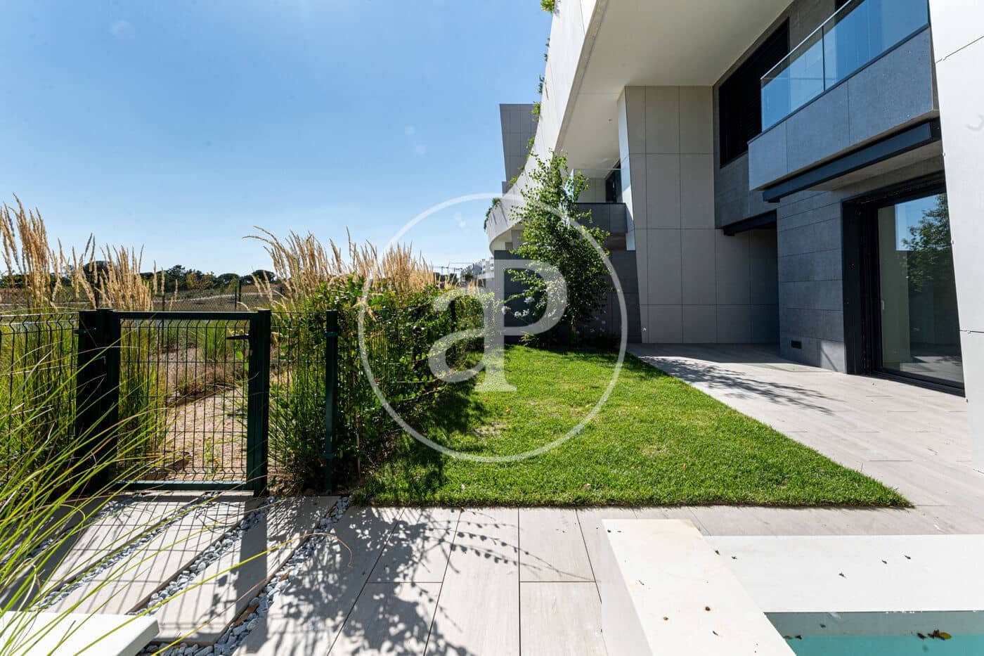 4 soveværelse Lejlighed til leje i Pozuelo de Alarcon med swimmingpool - € 7.500 (Ref: 9159701)