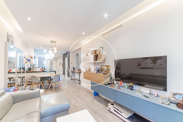 3 soveværelse Lejlighed til leje i Almagro, Madrid by - € 3.500 (Ref: 9162458)