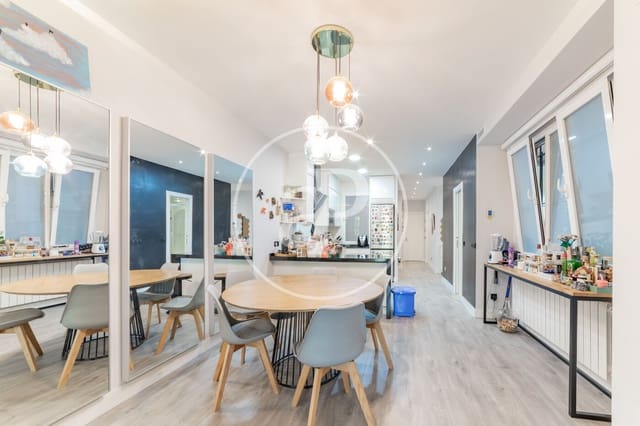 3 soveværelse Lejlighed til leje i Almagro, Madrid by - € 3.500 (Ref: 9162458)