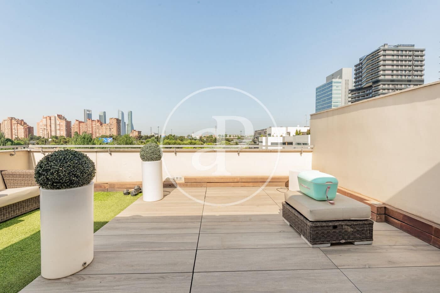 3 sypialnia Apartament na sprzedaż w Miasto Madryt z basenem - 1 395 000 € (Ref: 9162461)