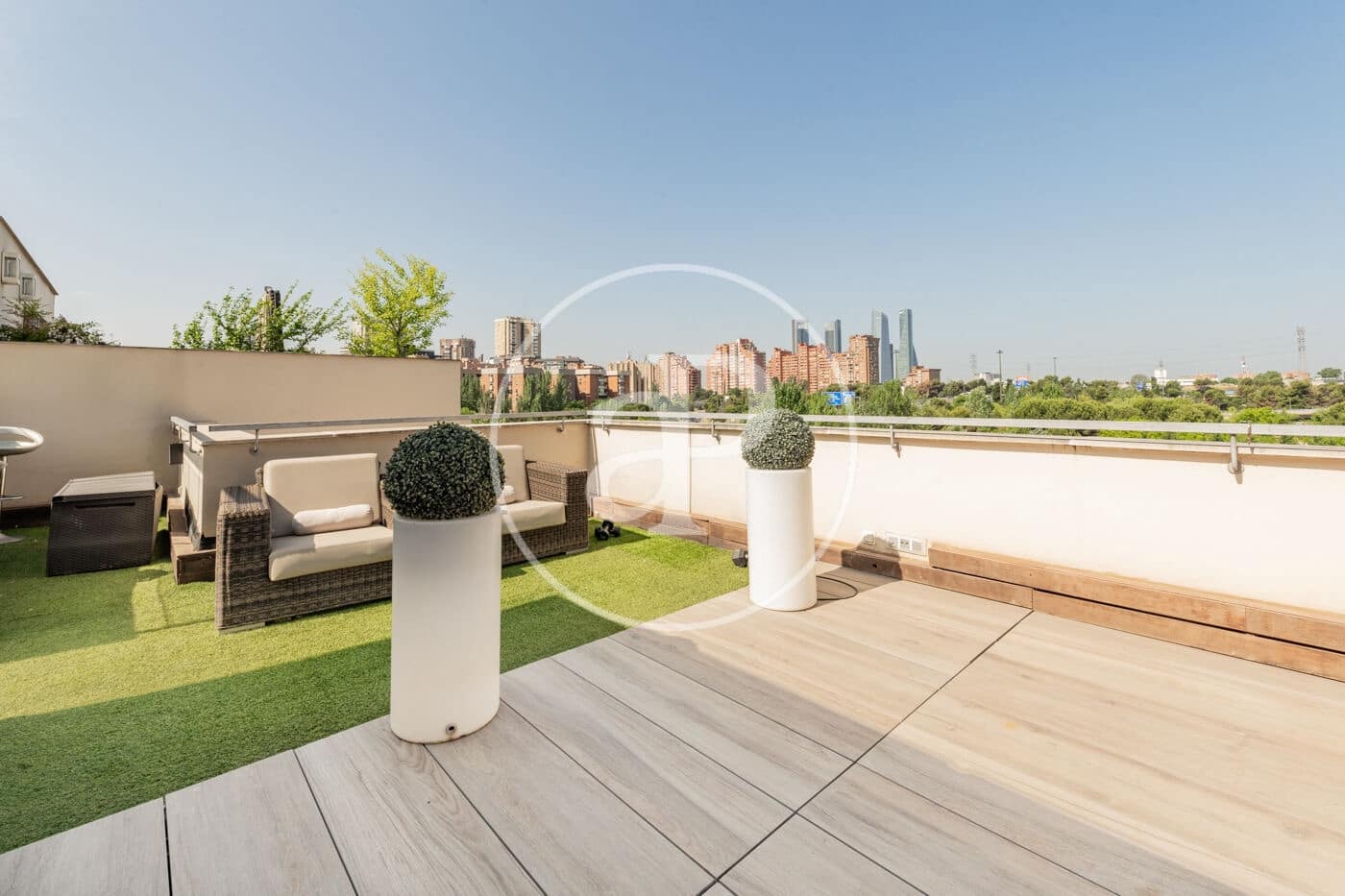 3 sypialnia Apartament na sprzedaż w Miasto Madryt z basenem - 1 395 000 € (Ref: 9162461)