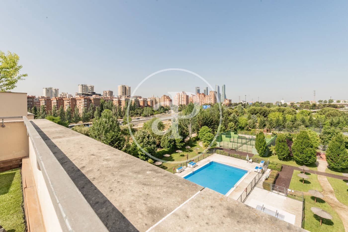 3 sypialnia Apartament na sprzedaż w Miasto Madryt z basenem - 1 395 000 € (Ref: 9162461)